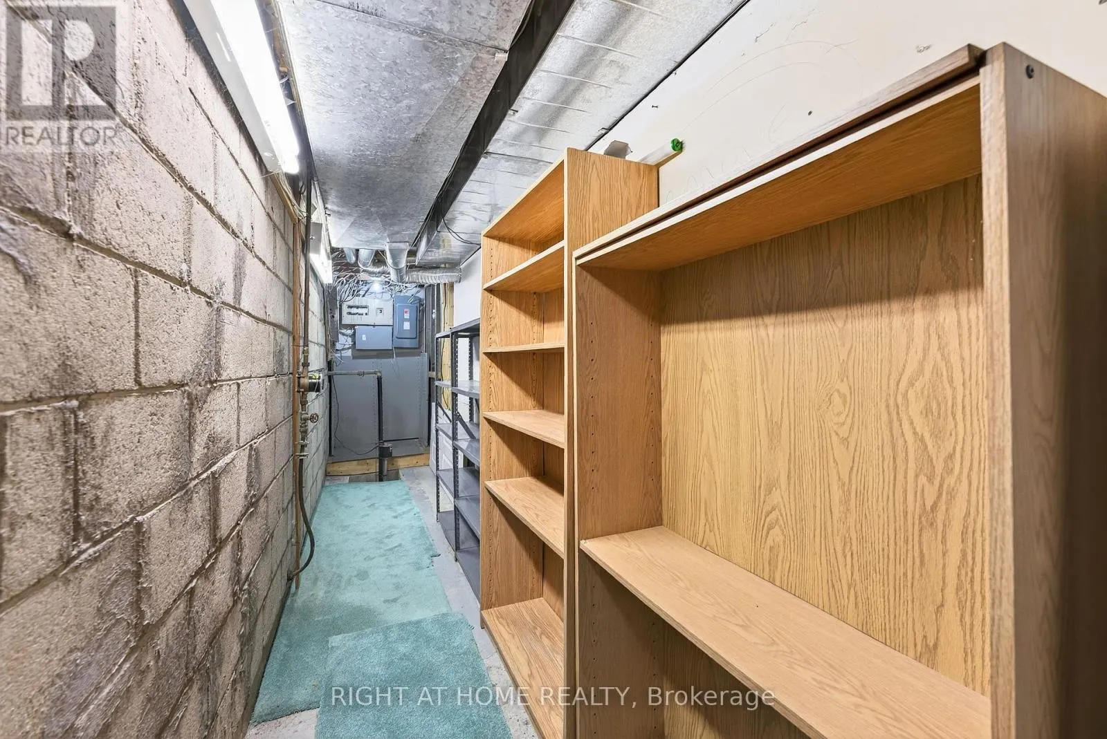 B - 41 DONNA STREET