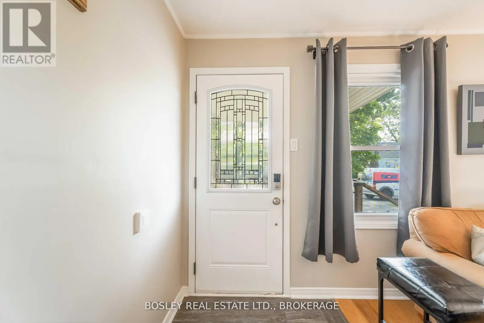 11 KEELE STREET