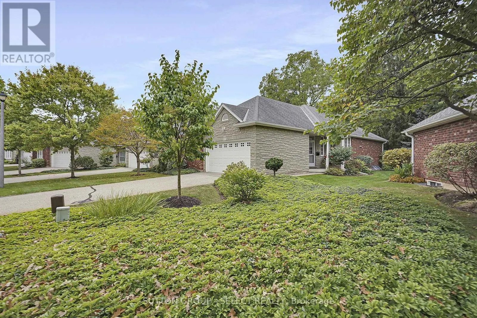 7 - 115 GLENWOOD DRIVE, #7
