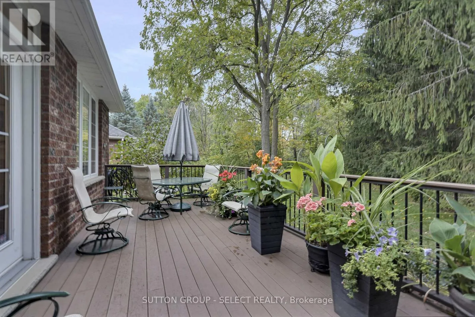 7 - 115 GLENWOOD DRIVE, #7