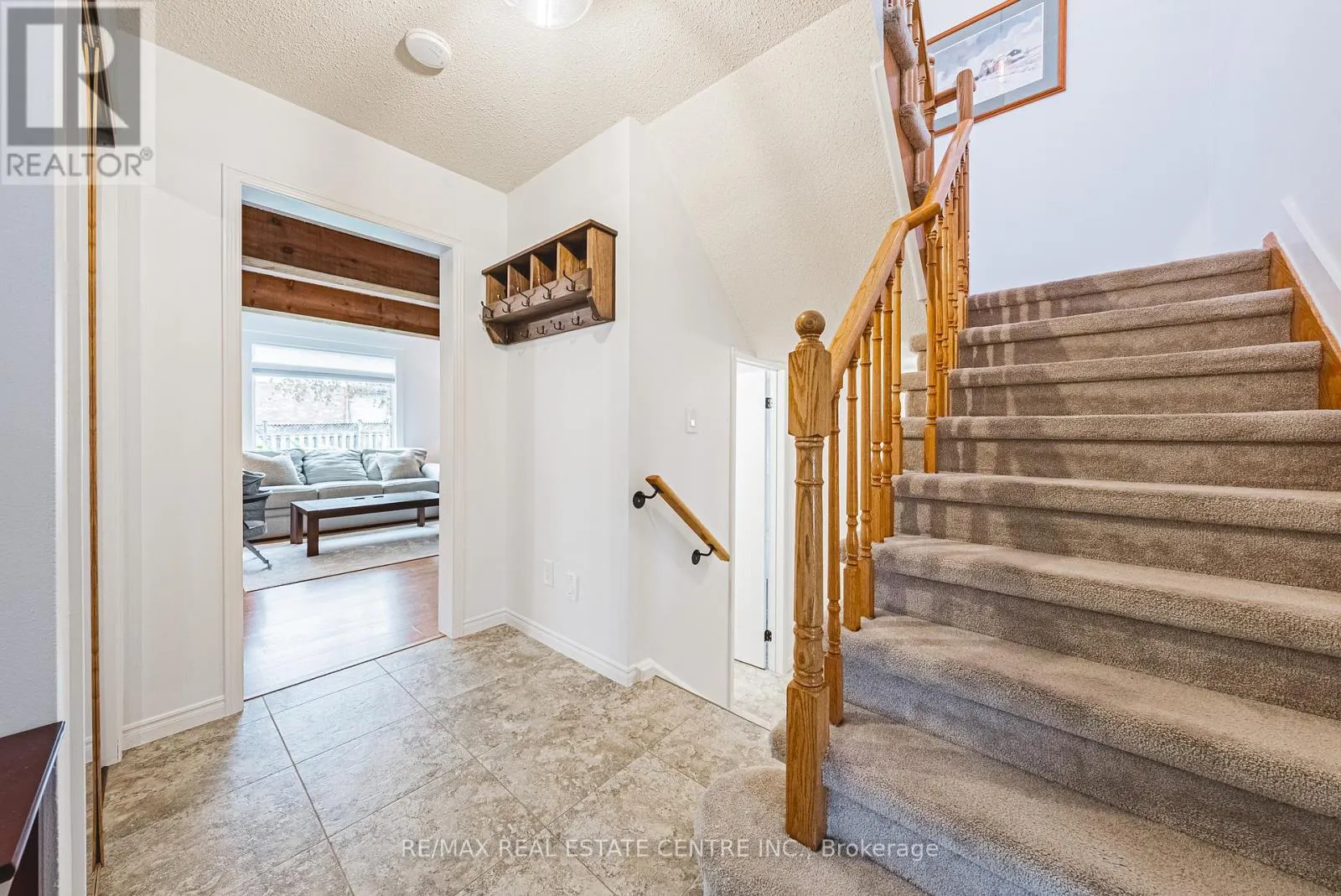 35 COWAN BOULEVARD