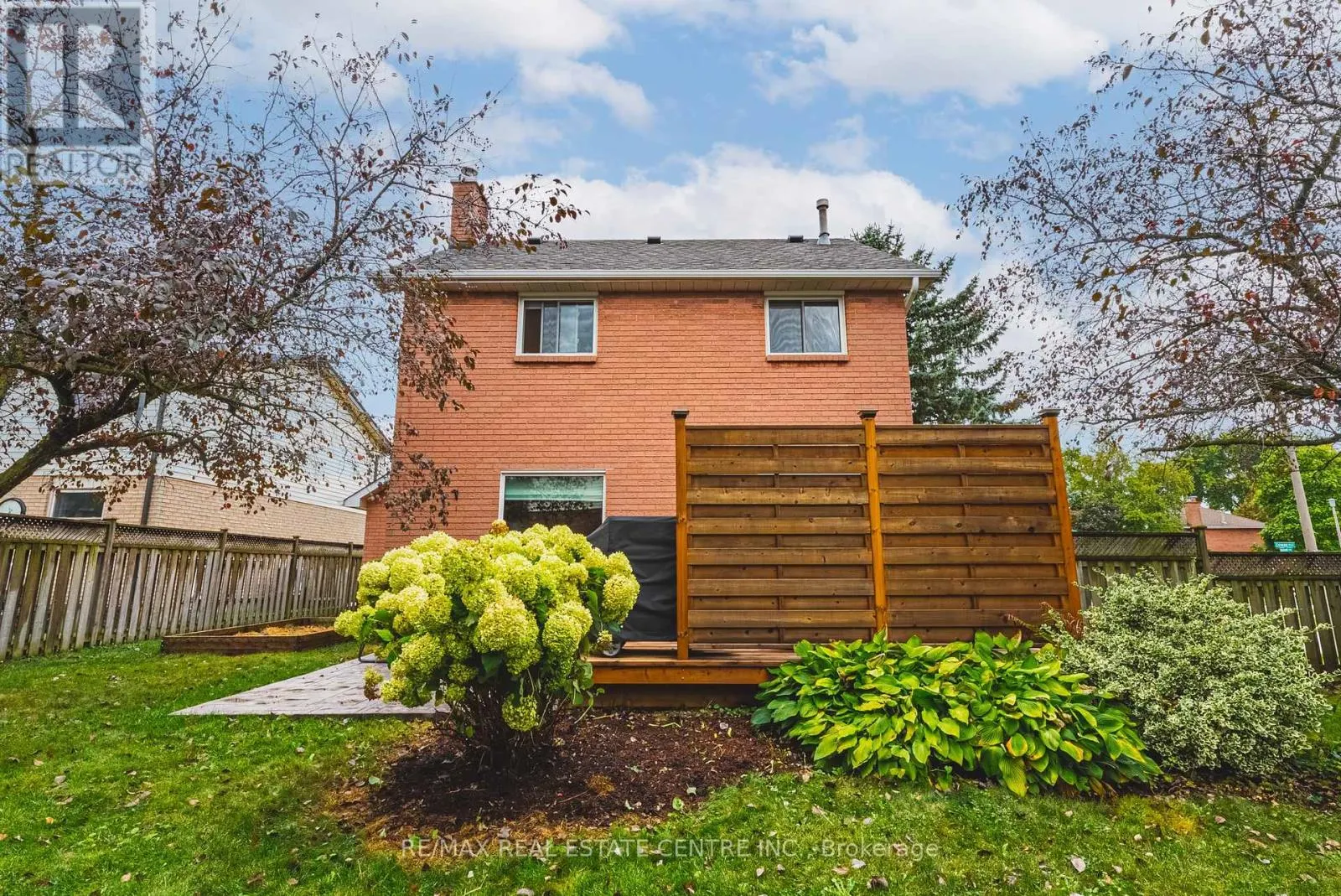 35 COWAN BOULEVARD