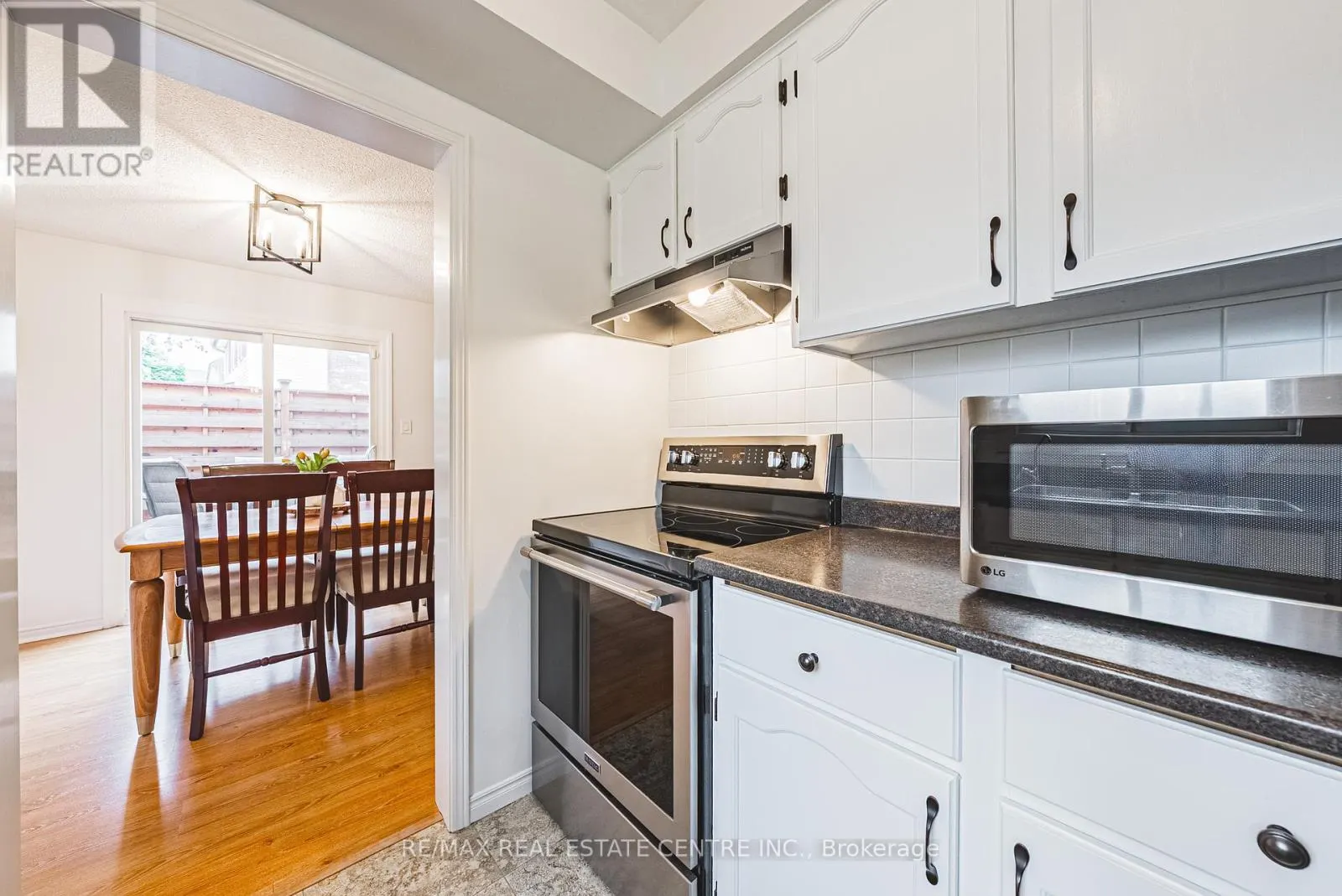 35 COWAN BOULEVARD