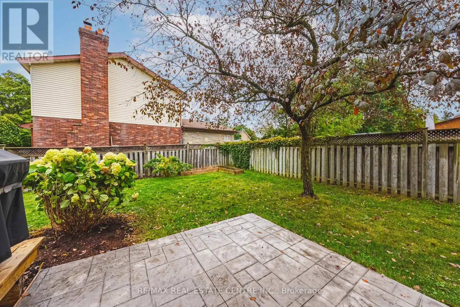 35 COWAN BOULEVARD