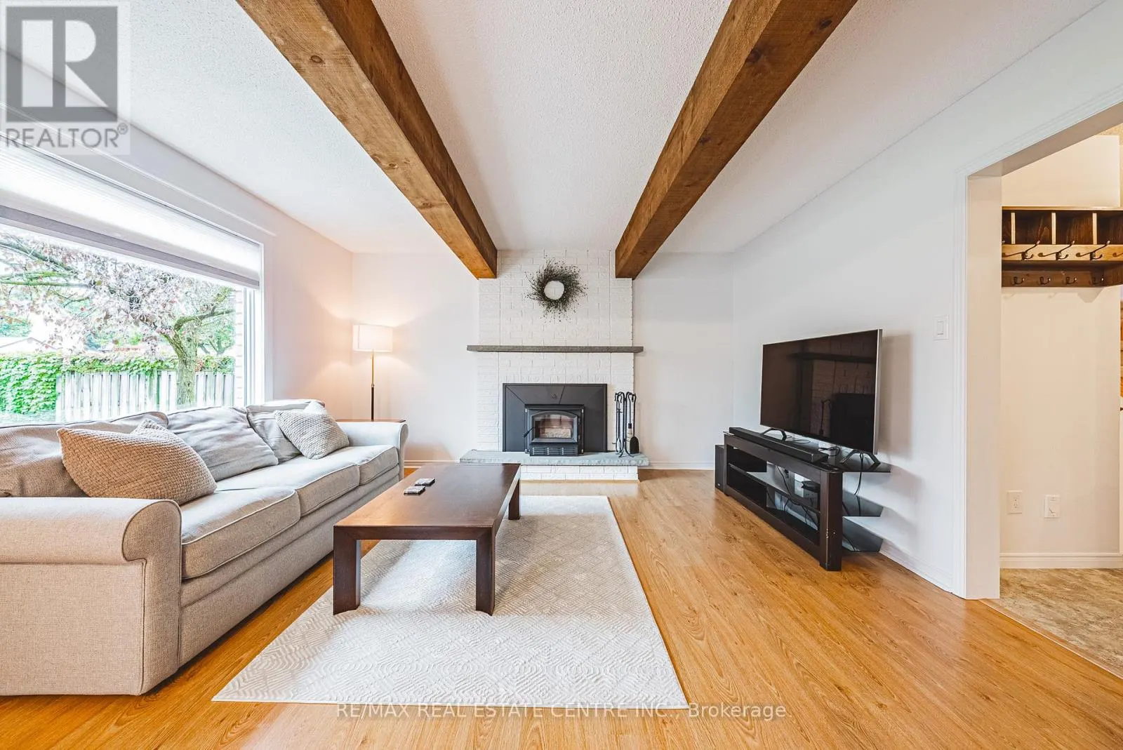 35 COWAN BOULEVARD
