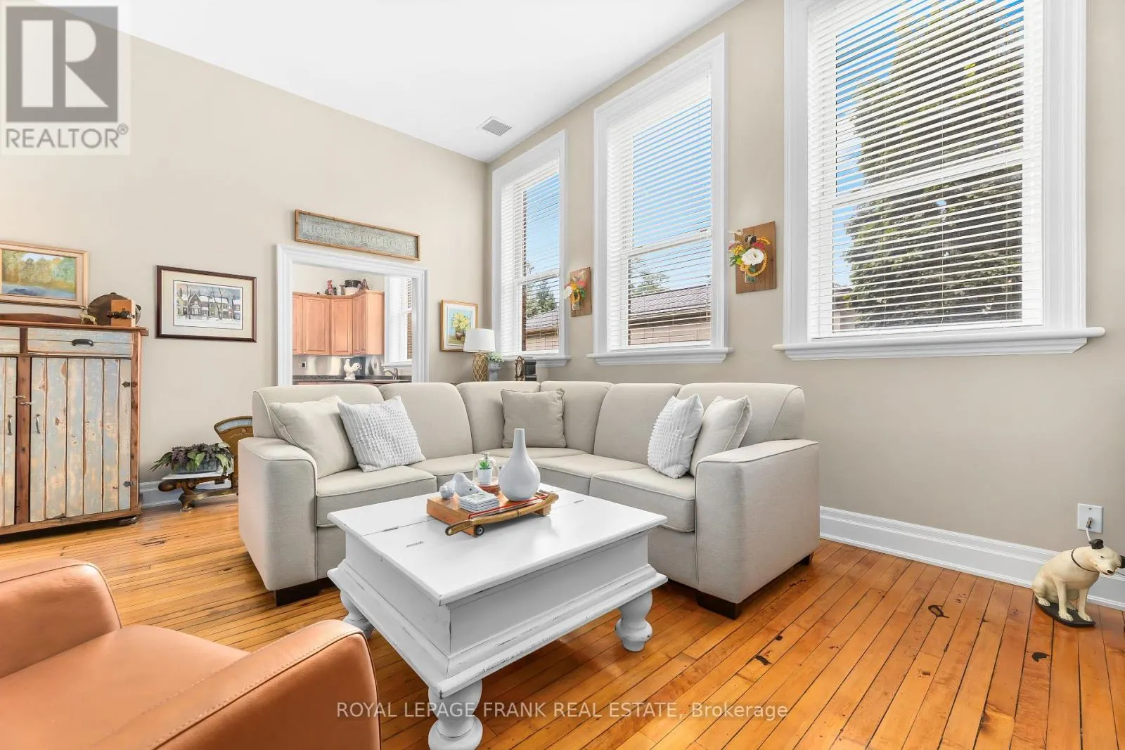 202 - 72 PINE STREET, #202