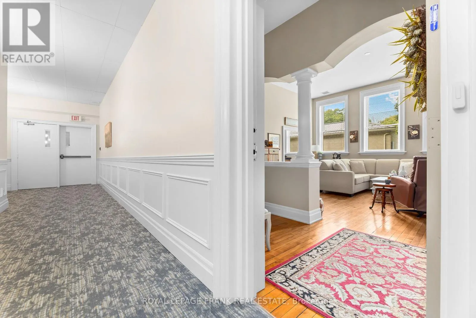 202 - 72 PINE STREET, #202
