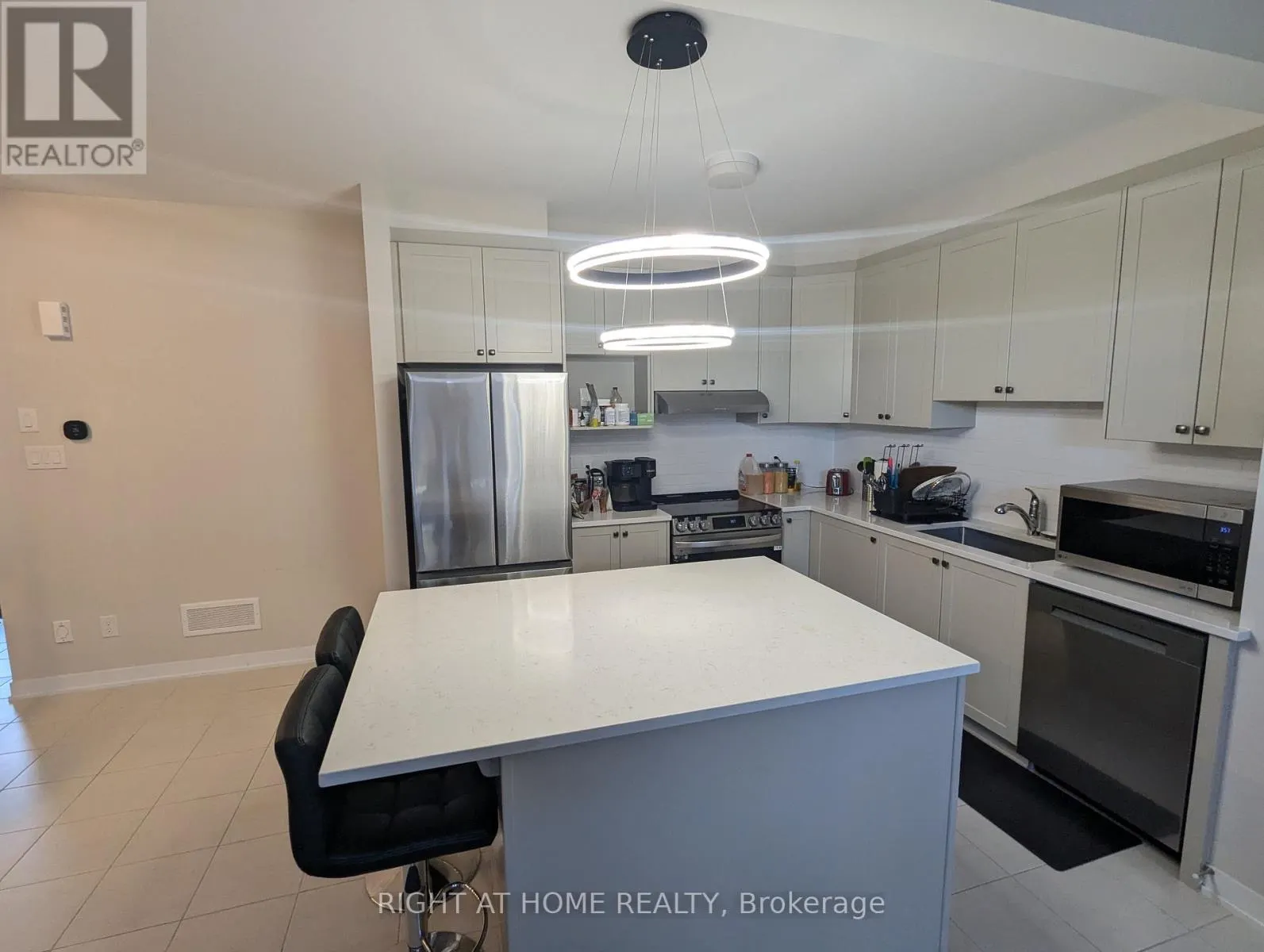 600 CYGNUS STREET
