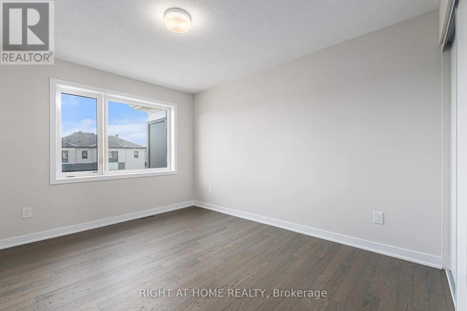 600 CYGNUS STREET