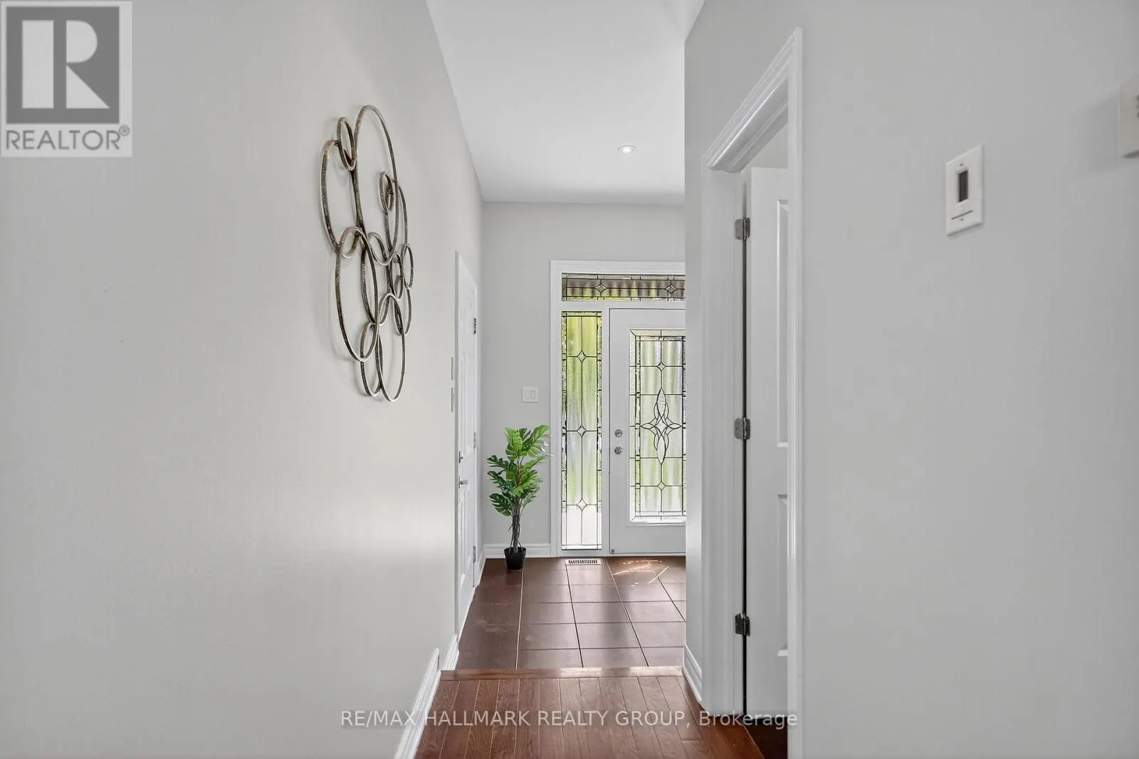 878 KILBIRNIE DRIVE