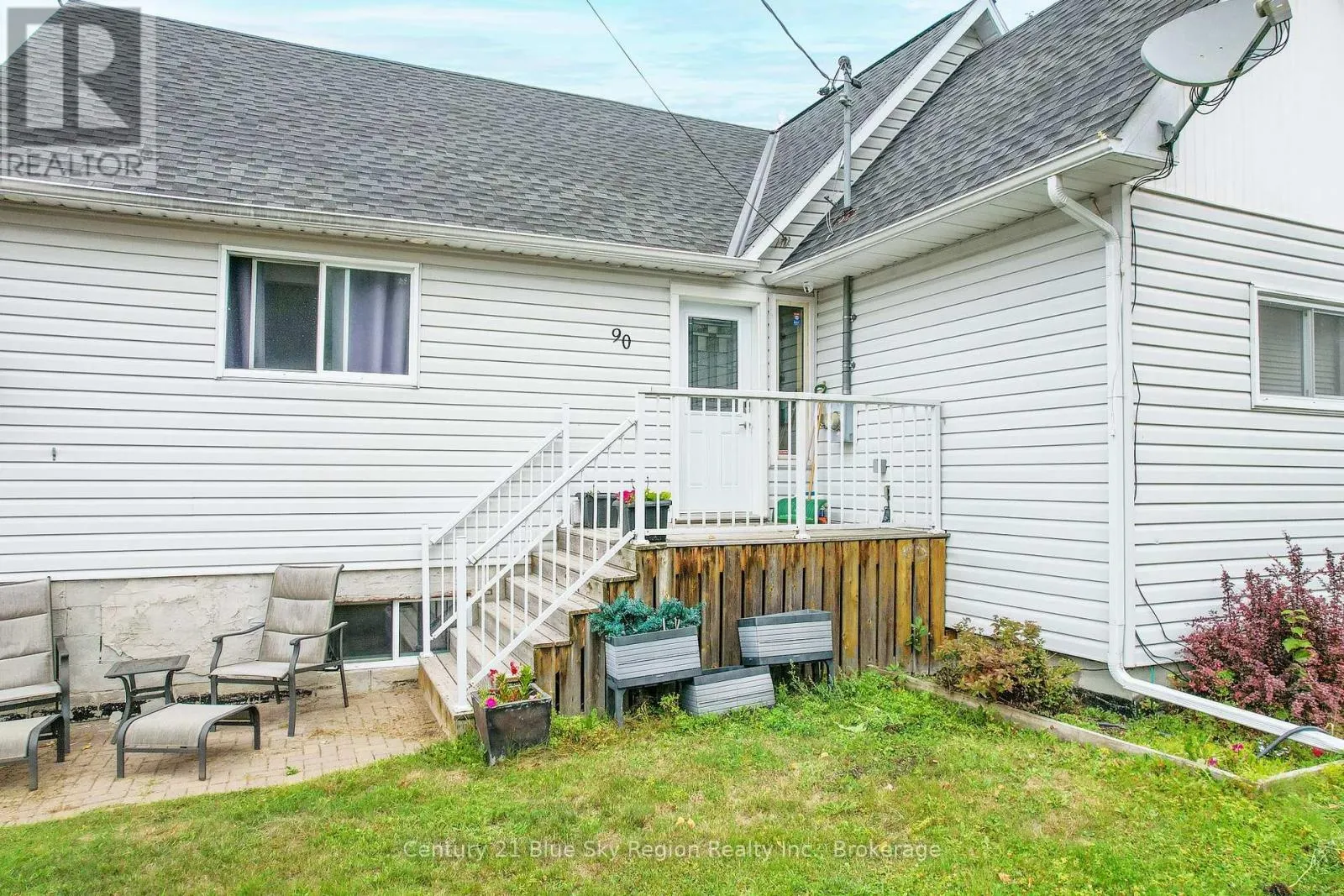 90 FERONIA ROAD