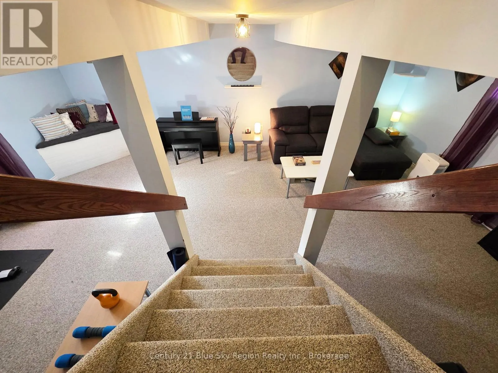 90 FERONIA ROAD
