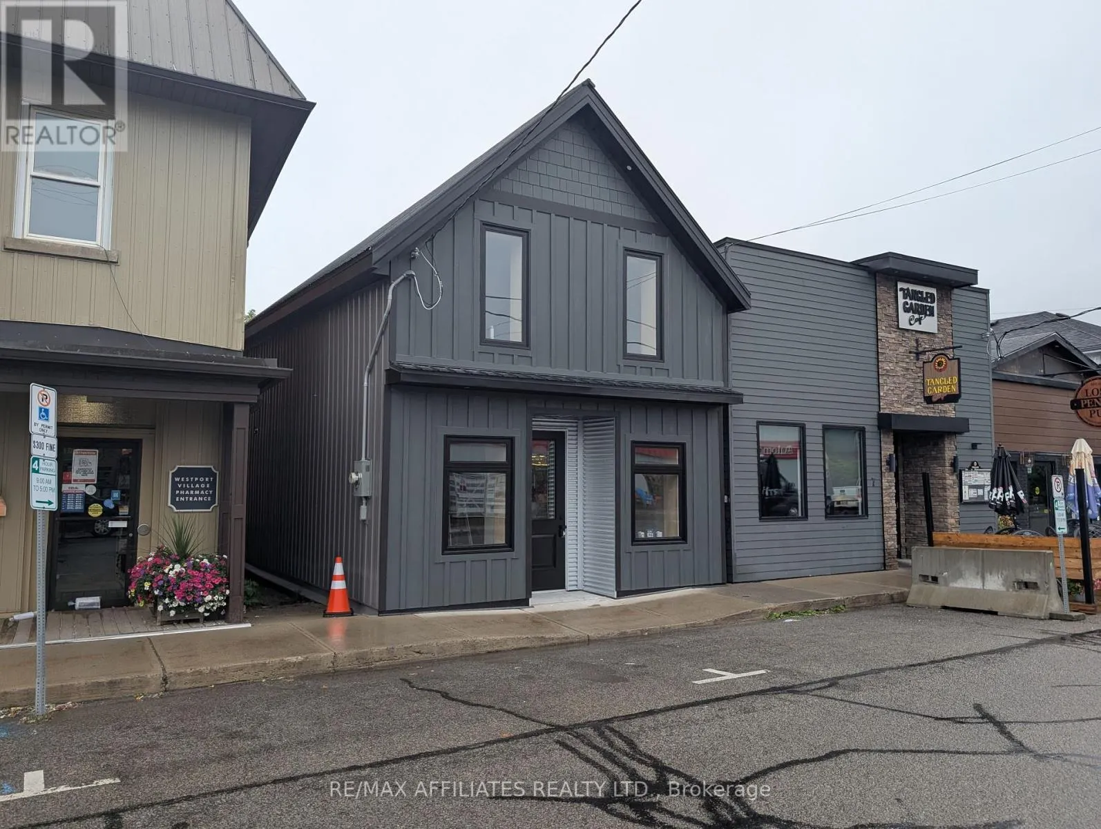 5 CHURCH STREET E