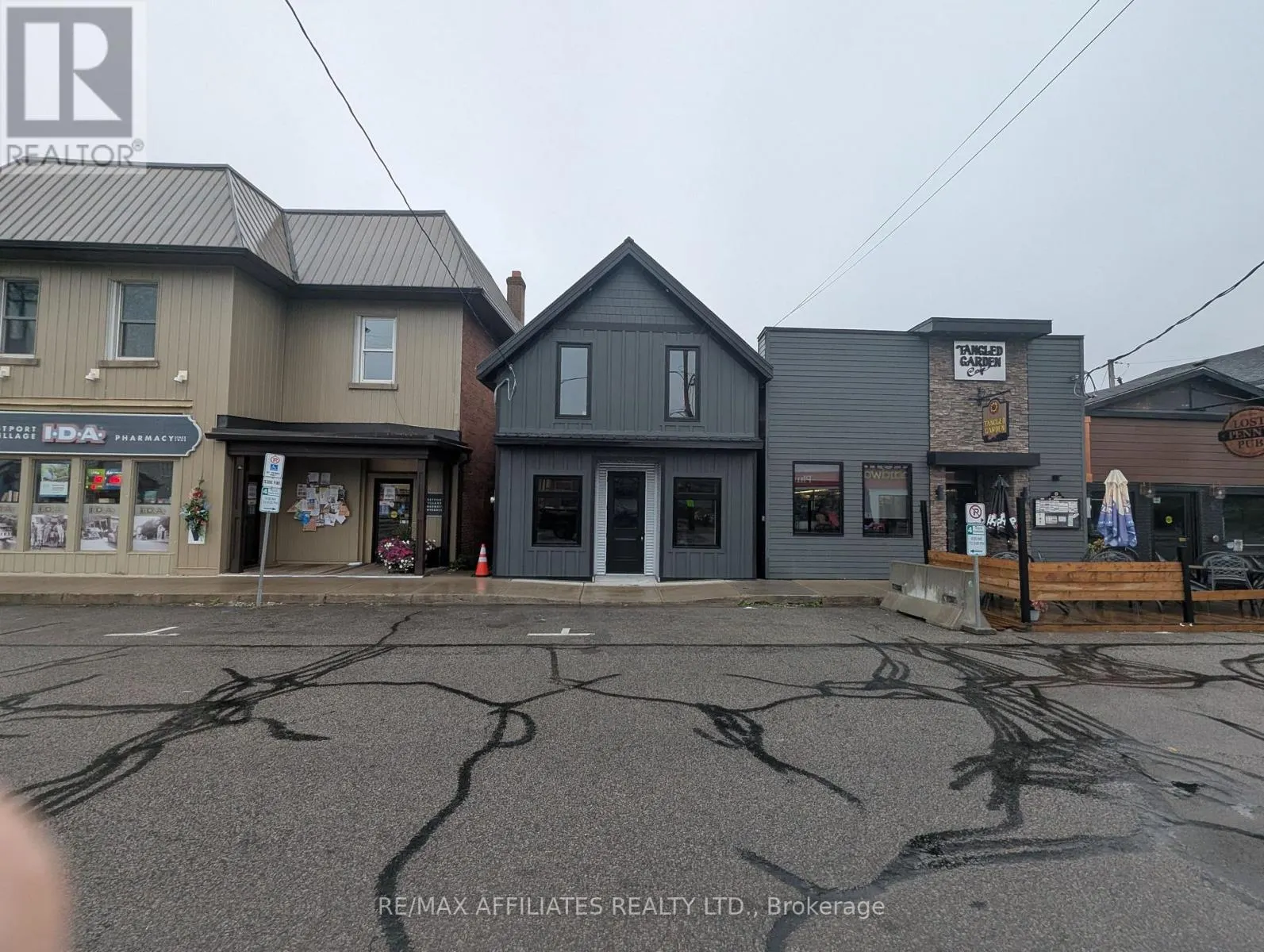 5 CHURCH STREET E