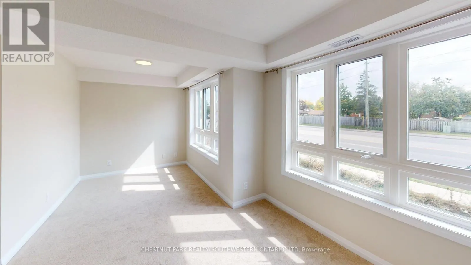 D3 - 410 NORTHFIELD DRIVE W