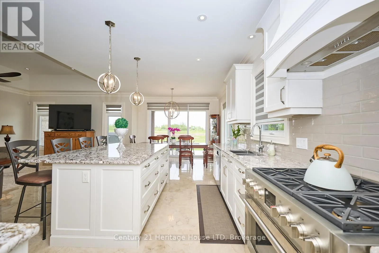 17 BIGGAR ROAD
