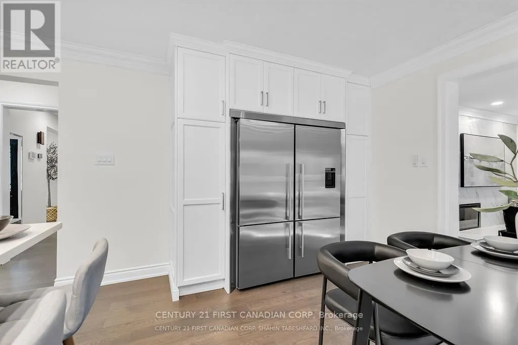 441 WESTMOUNT DRIVE