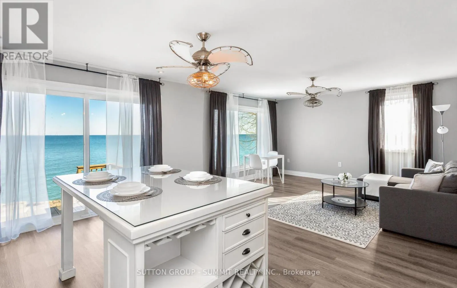 18 1/2 LAKESHORE DRIVE