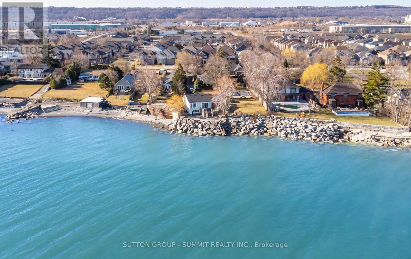 18 1/2 LAKESHORE DRIVE