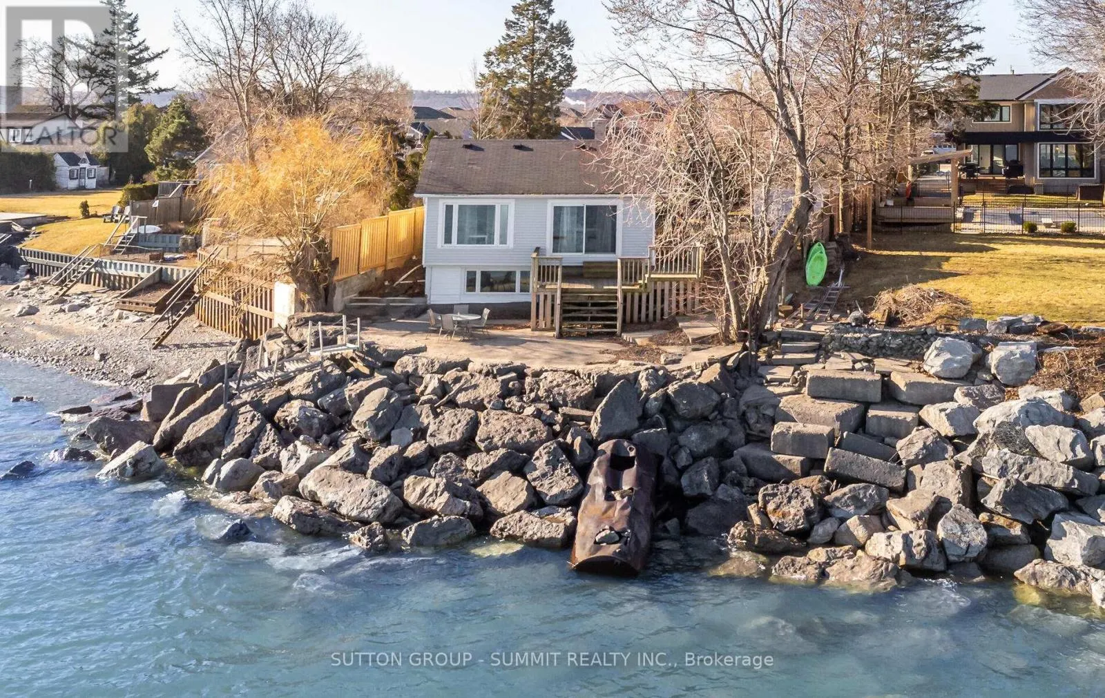18 1/2 LAKESHORE DRIVE