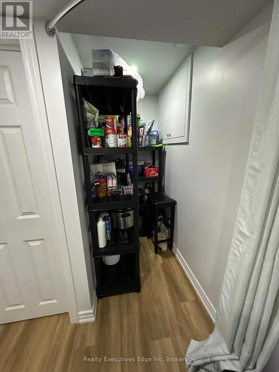 4 - 5982 DUNN STREET, #4