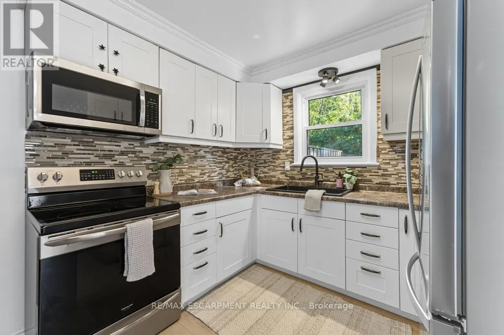 11 BELAND COURT