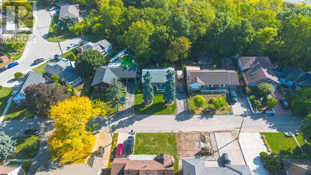 11 BELAND COURT