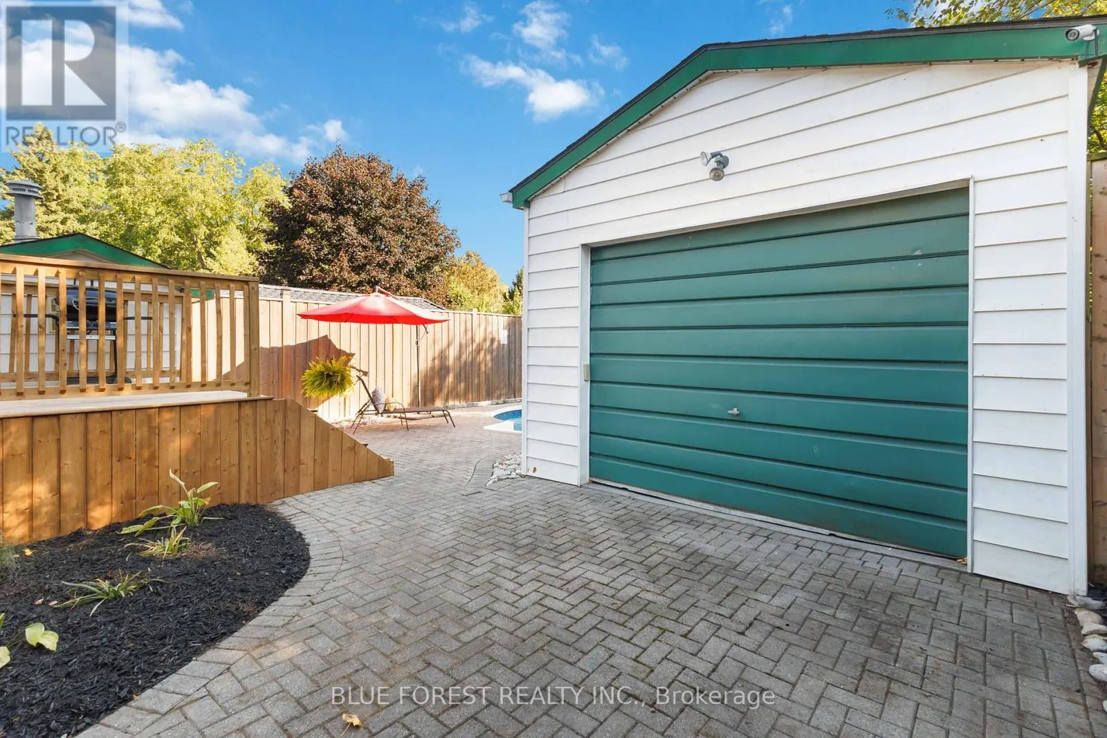 49 RAYWOOD AVENUE