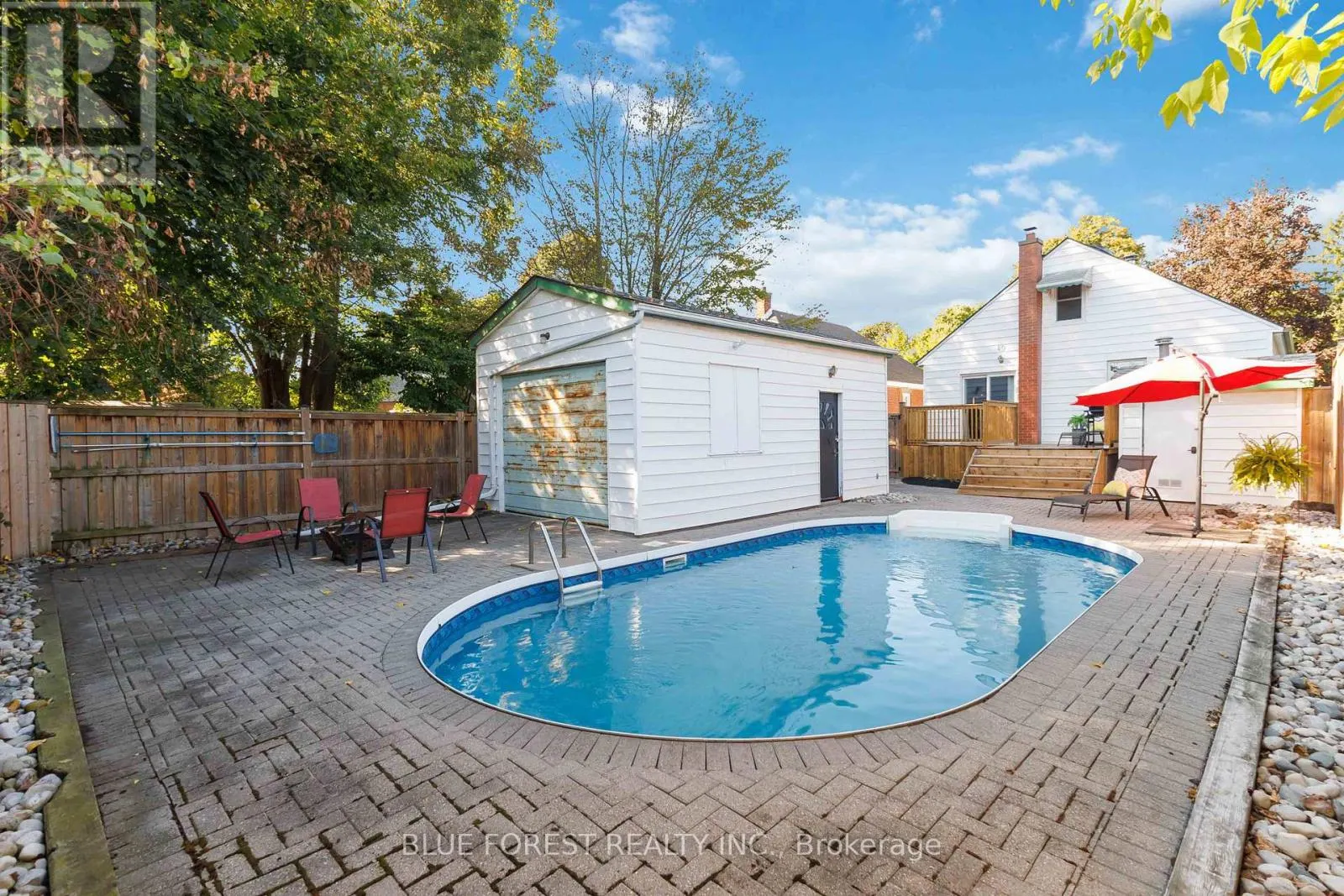 49 RAYWOOD AVENUE