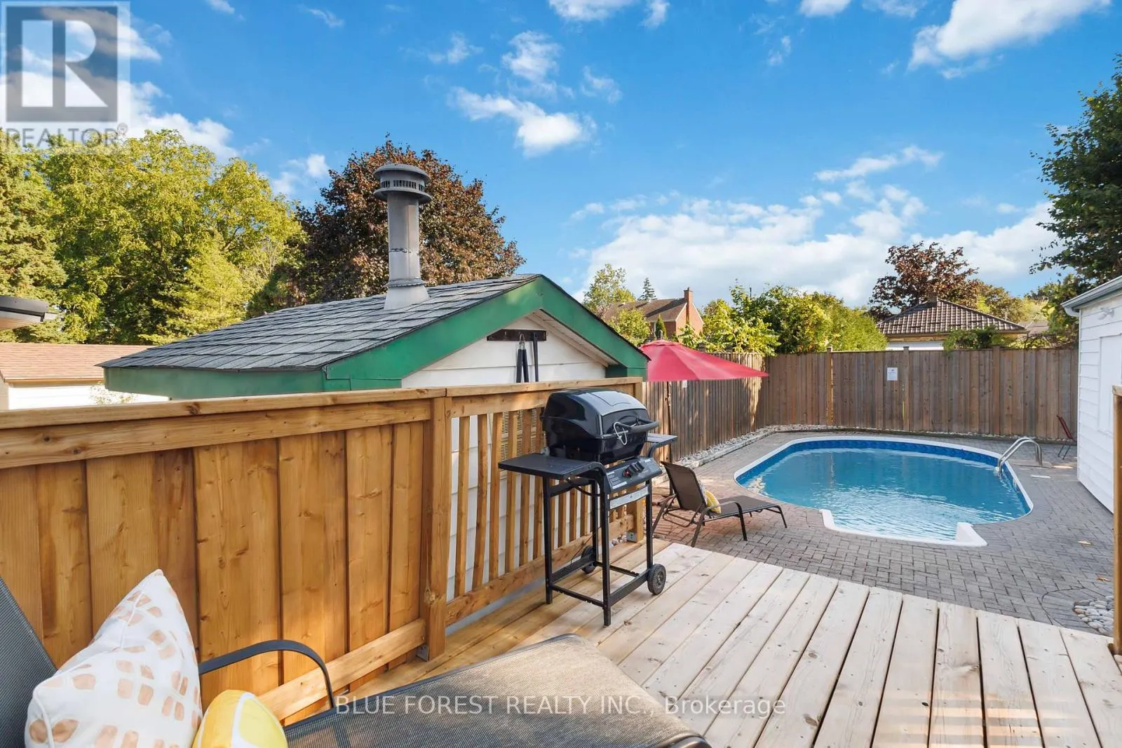 49 RAYWOOD AVENUE