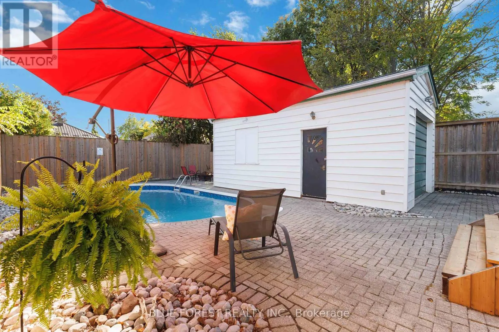 49 RAYWOOD AVENUE