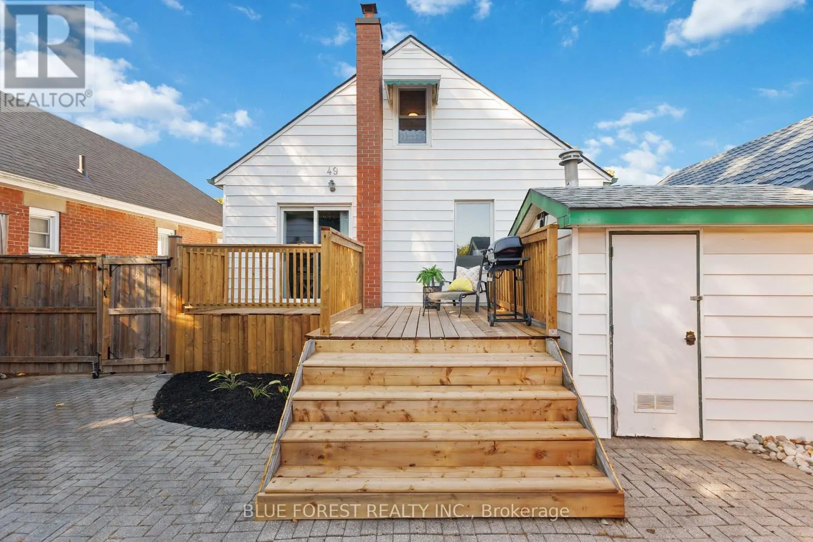 49 RAYWOOD AVENUE