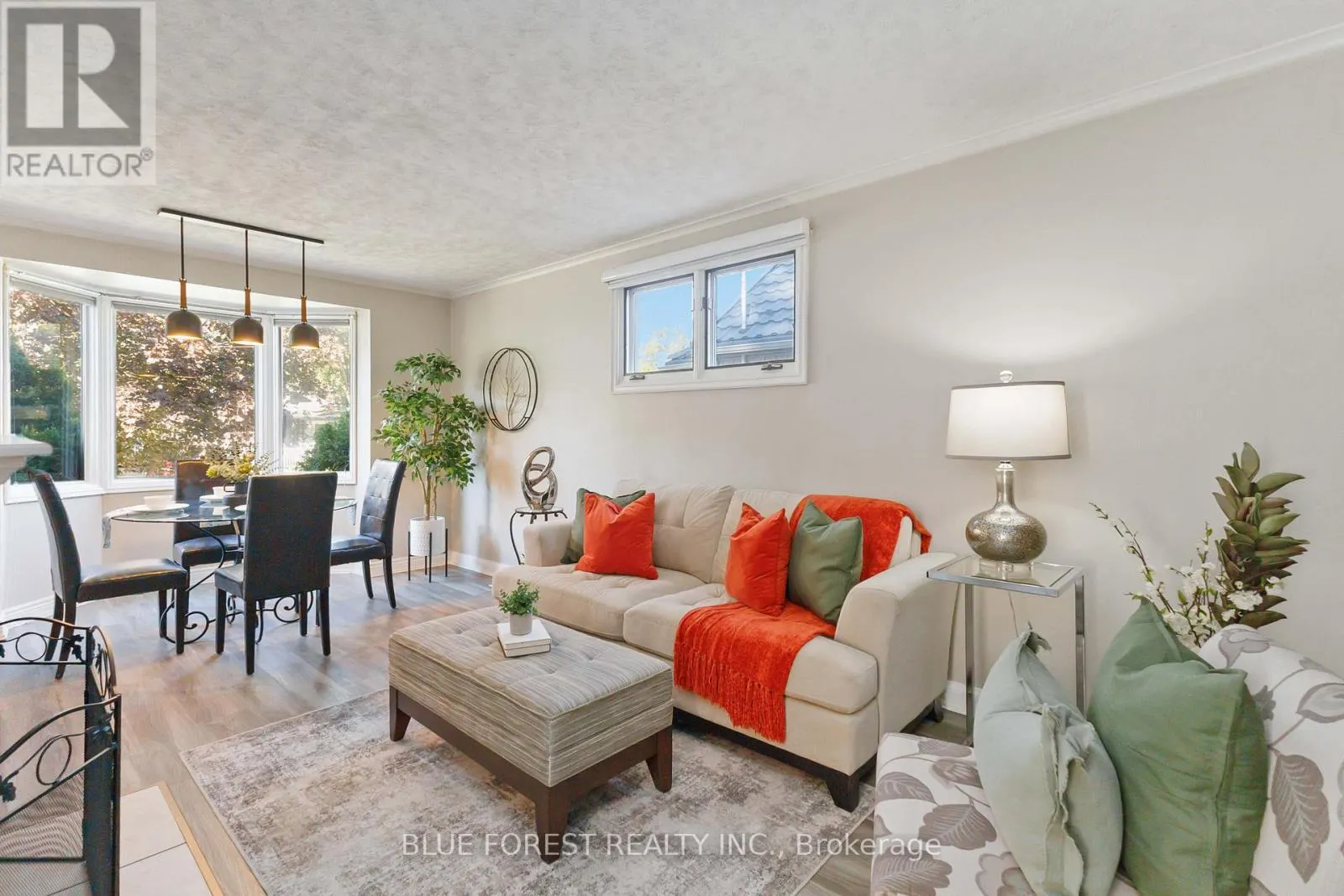 49 RAYWOOD AVENUE