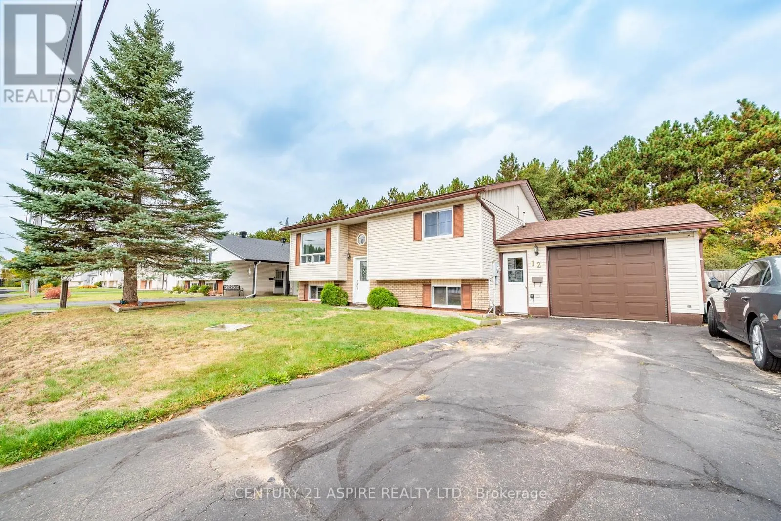 12 DUTCH DRIVE