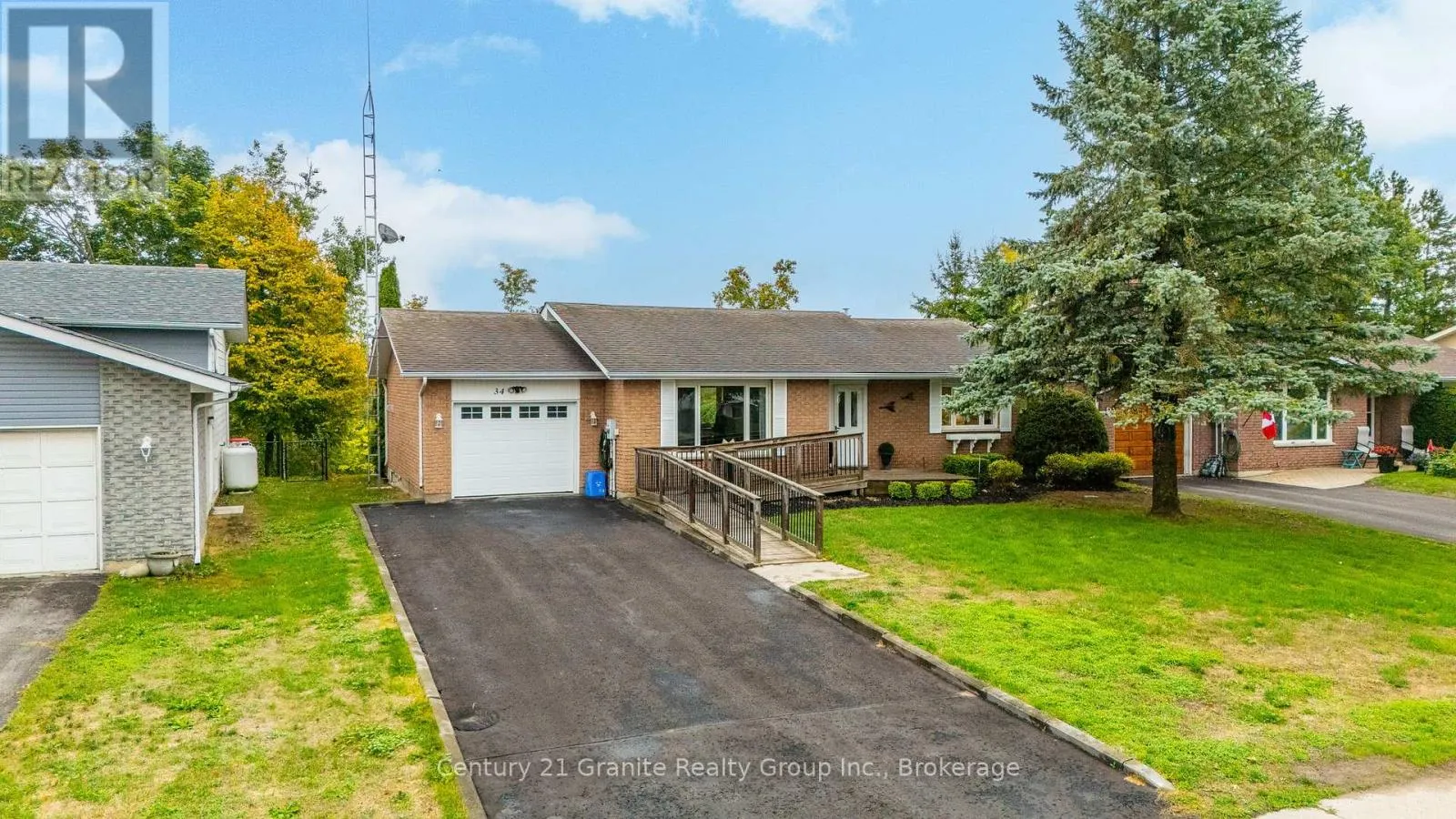 34 CEDARTREE LANE