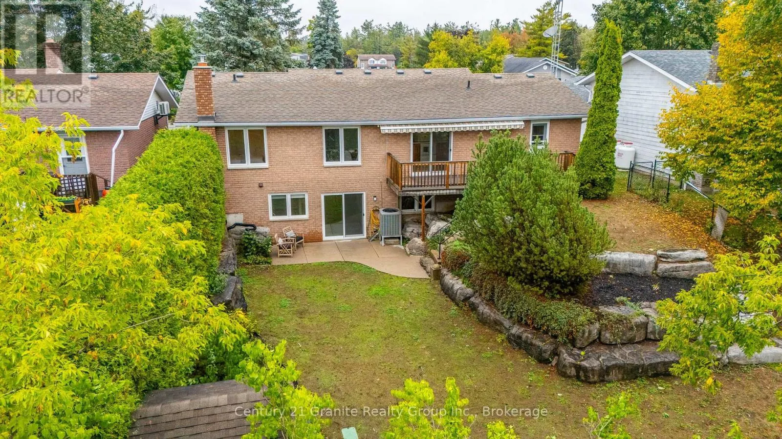 34 CEDARTREE LANE