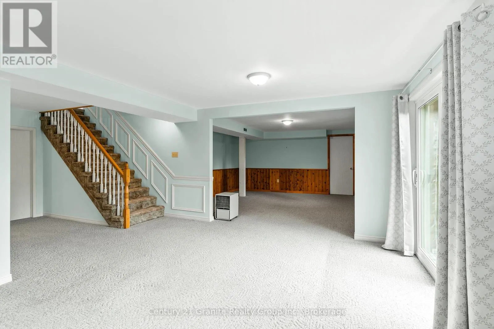 34 CEDARTREE LANE