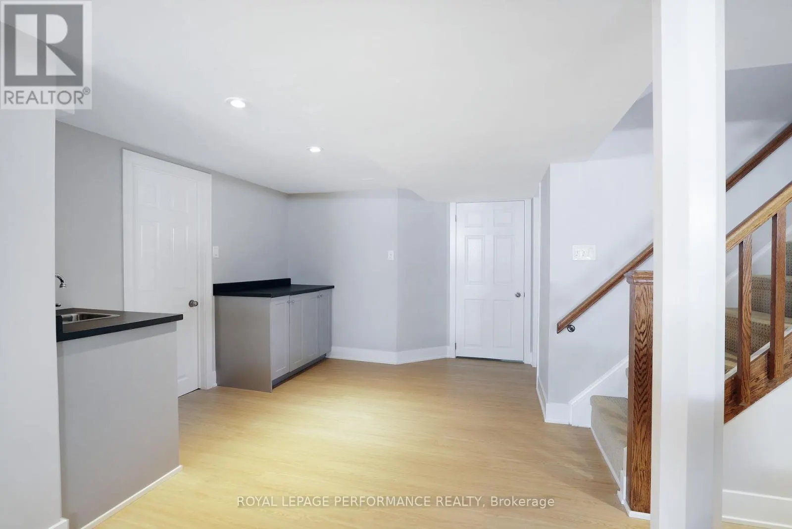 1347 HIGHGATE ROAD