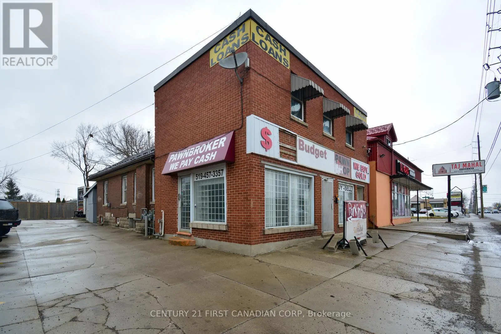 1680 DUNDAS STREET E
