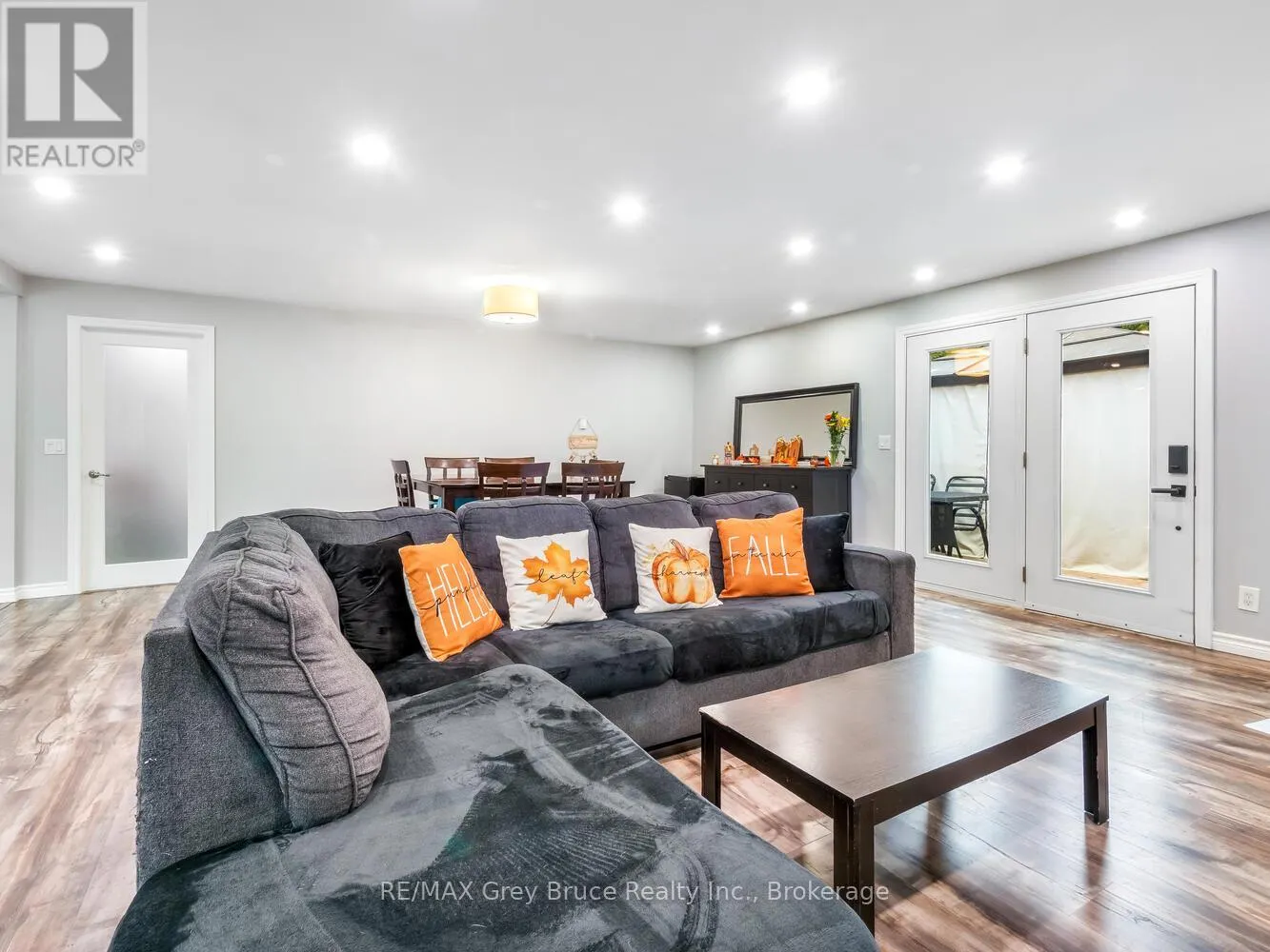 217 KINGS CRESCENT