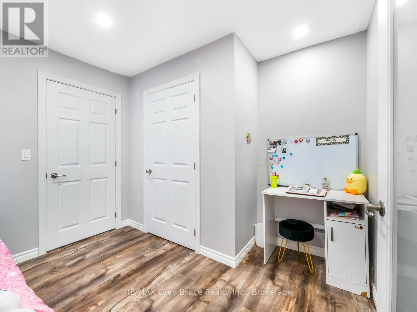 217 KINGS CRESCENT