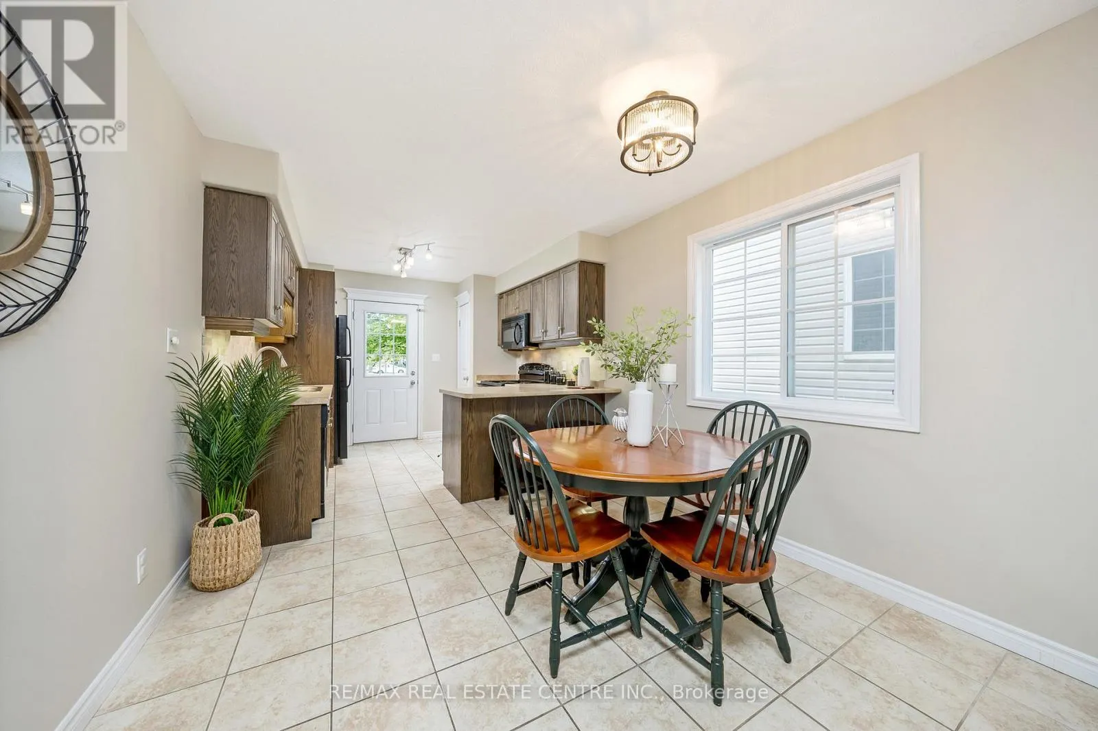 153 CARTERS LANE