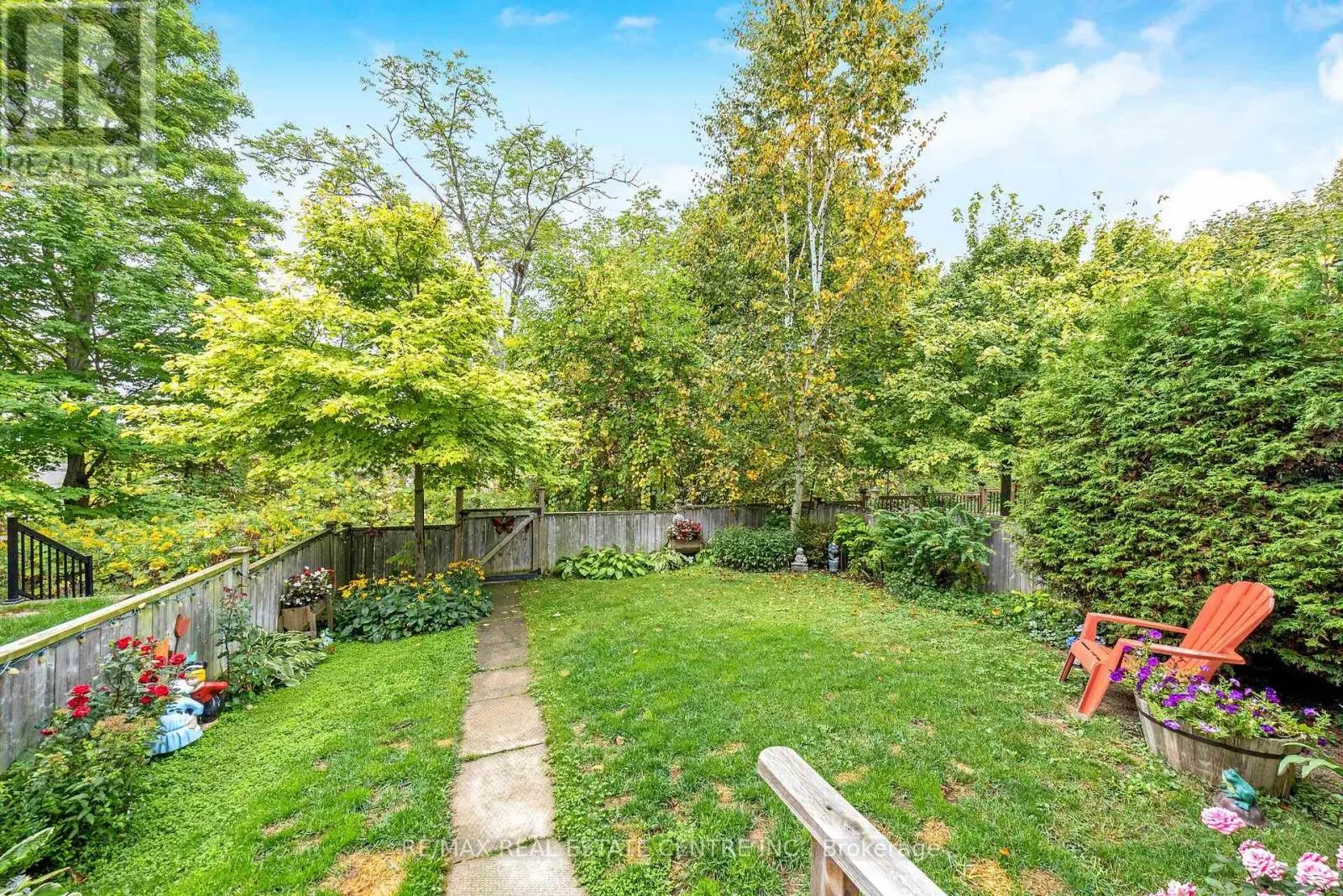 153 CARTERS LANE