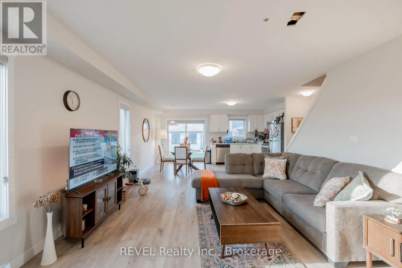 54 WILKINSON AVENUE
