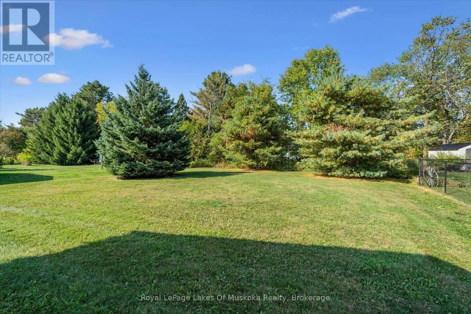 7 INVERARAY COURT
