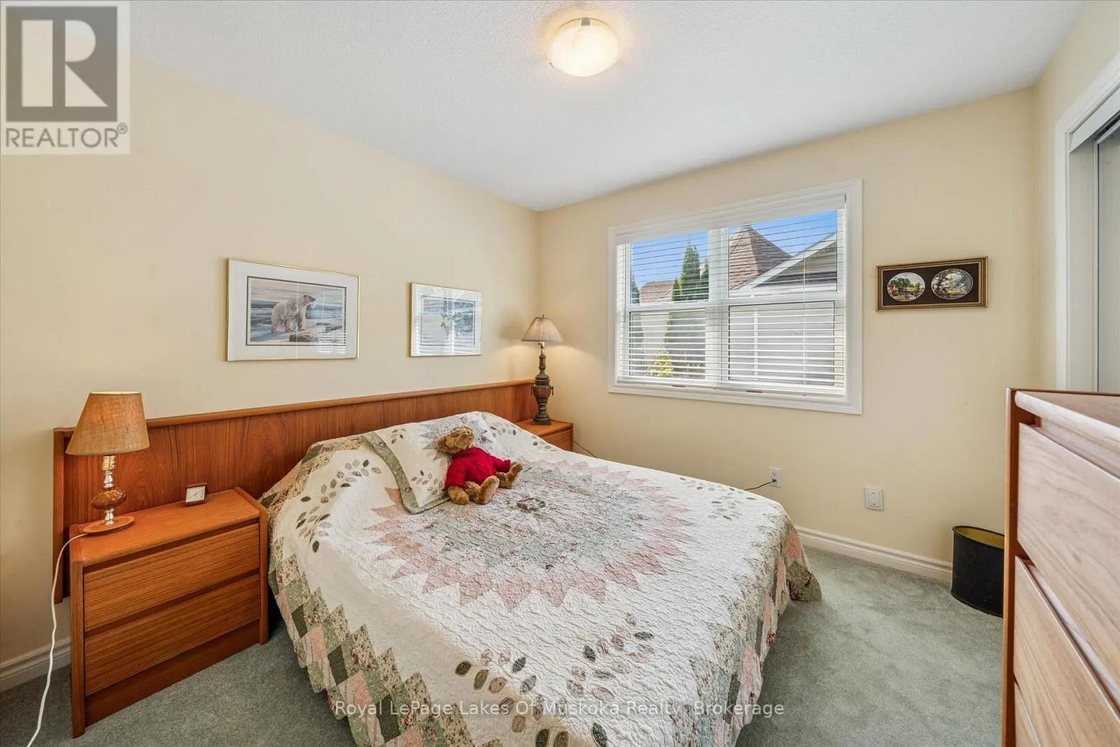 7 INVERARAY COURT