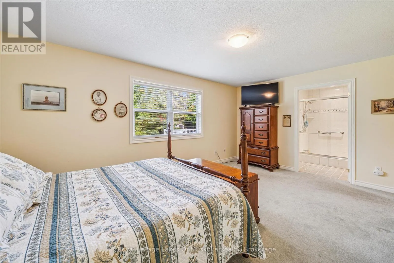 7 INVERARAY COURT