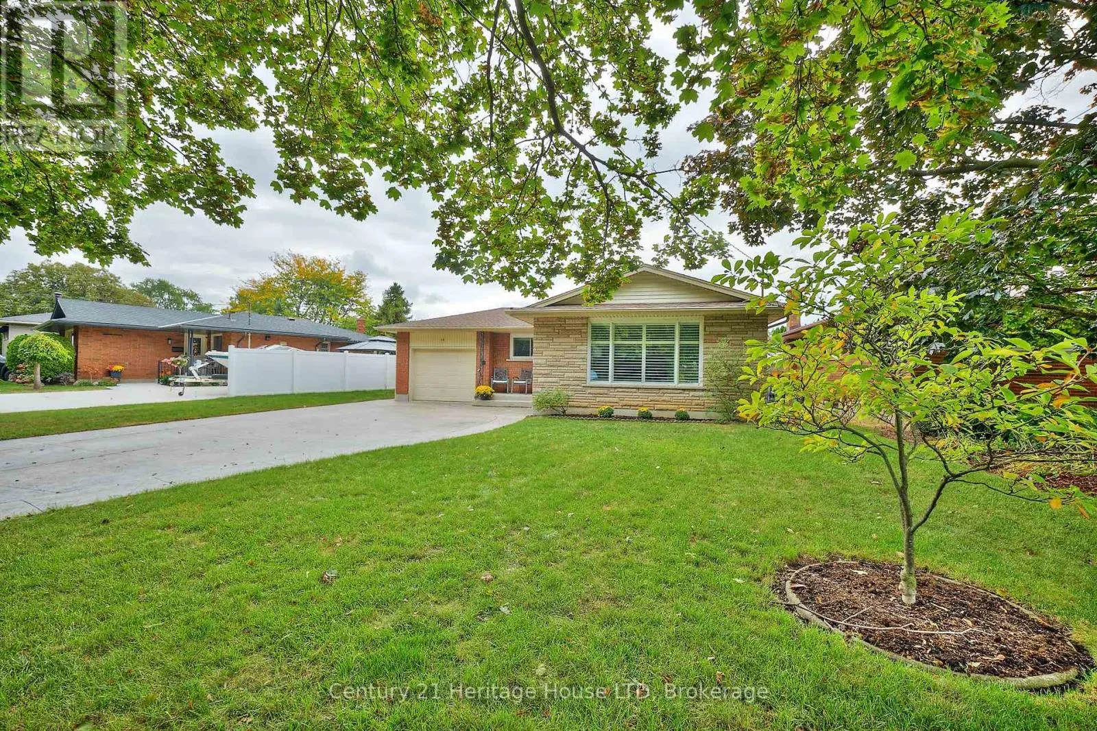 18 PRINCEWAY DRIVE