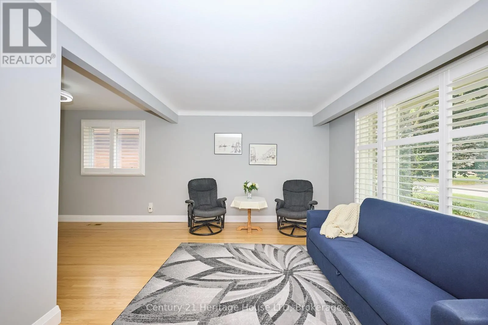 18 PRINCEWAY DRIVE