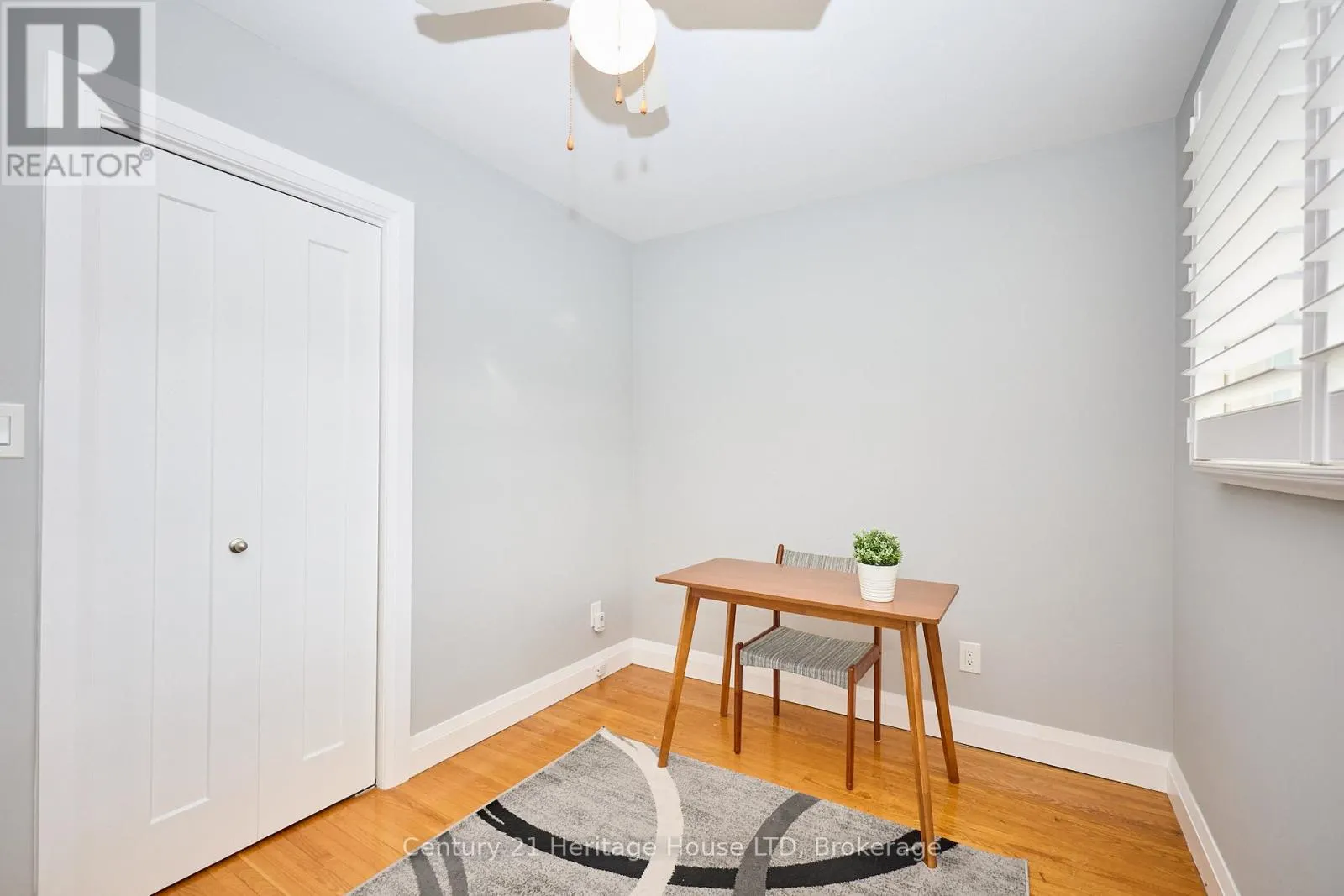 18 PRINCEWAY DRIVE